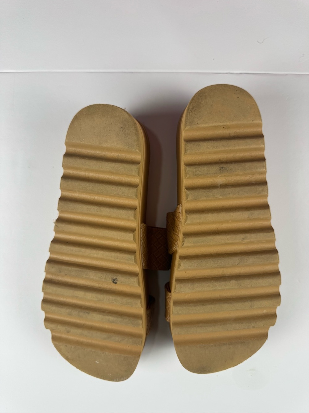 Reef Tan Textured Double-Strap Slide Sandal with Gold Logo - Picture 5 of 7